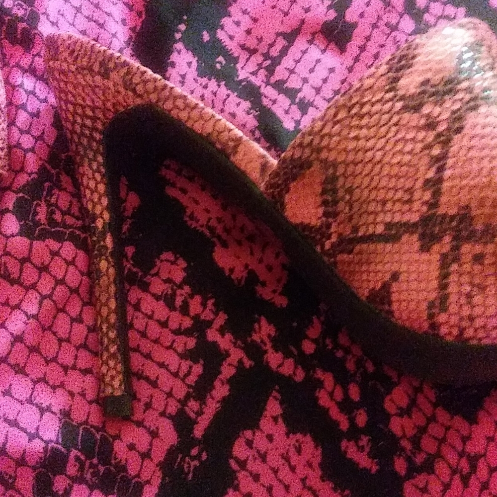 Shoes - Picture 2 of 5